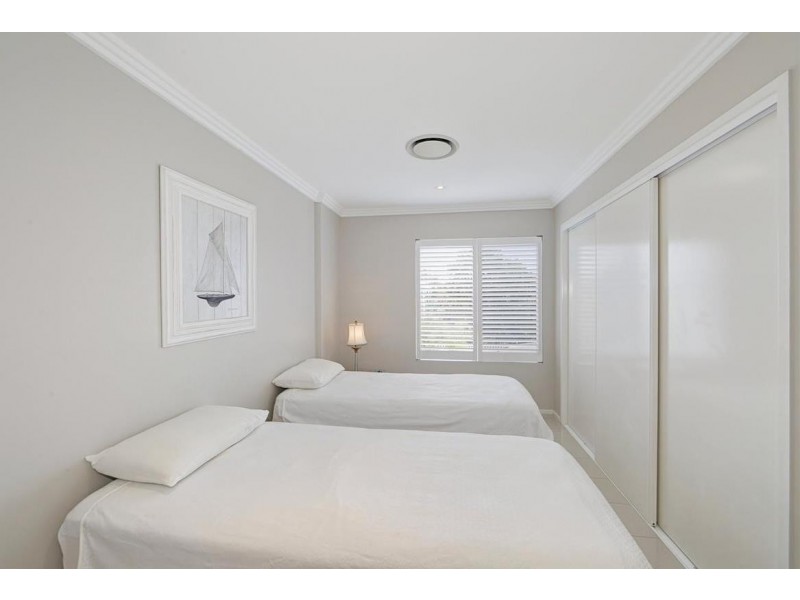 Unit 6, The Waves, 8 Miller Street, Bargara QLD 4670