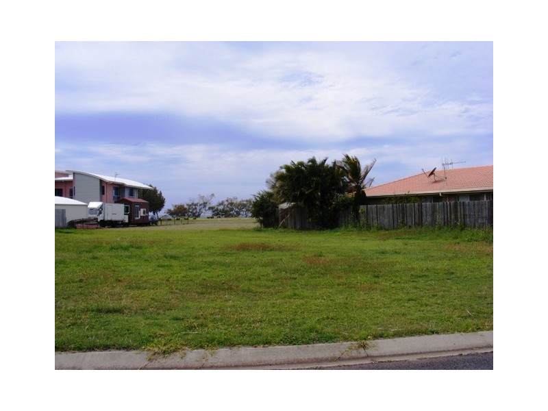 Coral Cove QLD 4670