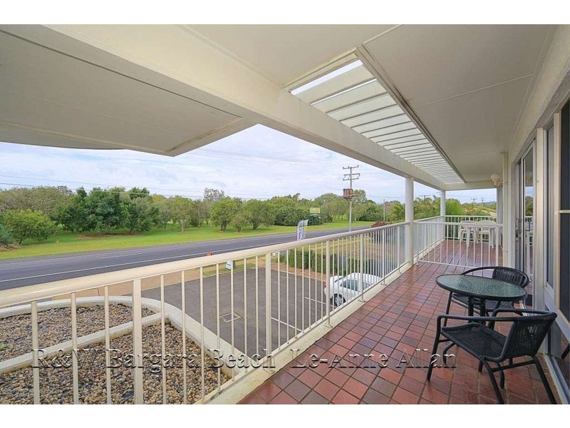 Unit 3 Coral Coast Plaza, 20 Bauer Street, Bargara QLD 4670