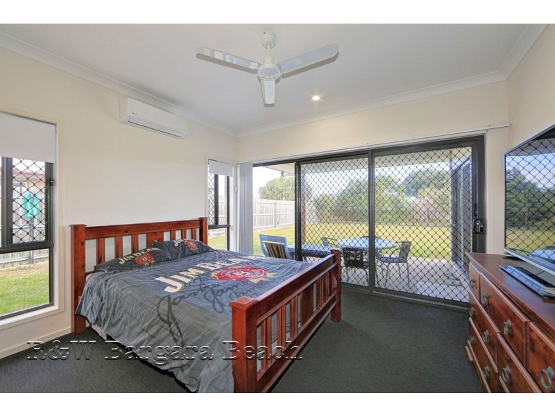 7 Peggy Drive, Coral Cove QLD 4670