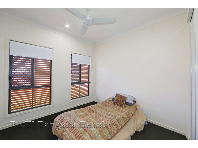 7 Peggy Drive, Coral Cove QLD 4670