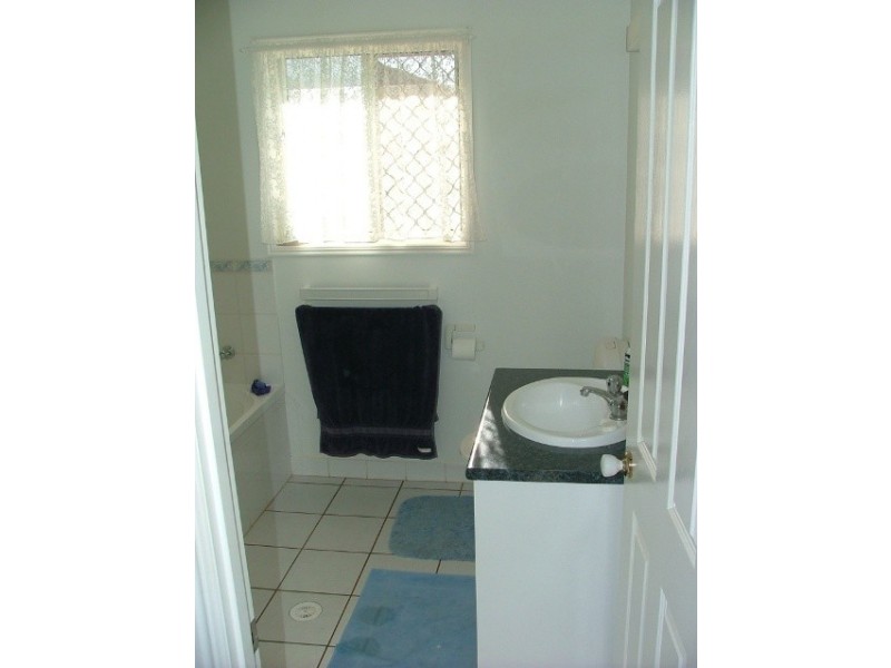 19 Marian Street, Coral Cove QLD 4670