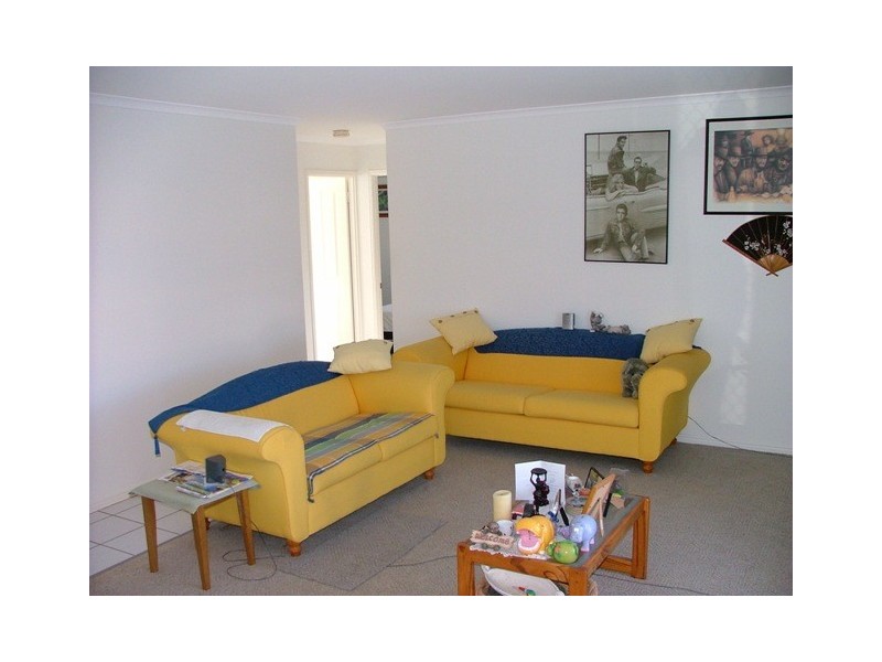 19 Marian Street, Coral Cove QLD 4670