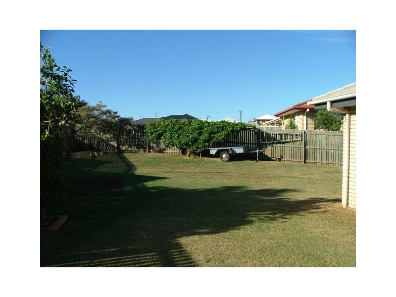 19 Marian Street, Coral Cove QLD 4670