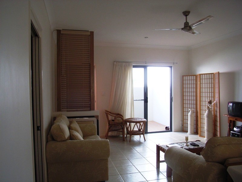 Unit 3/54 Johnson Street, Bargara QLD 4670