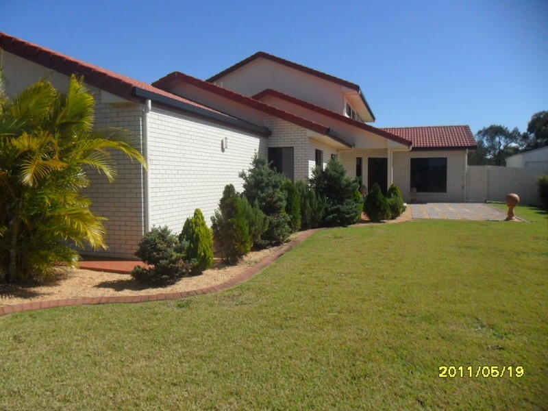 24 Bisdee Street, Coral Cove QLD 4670