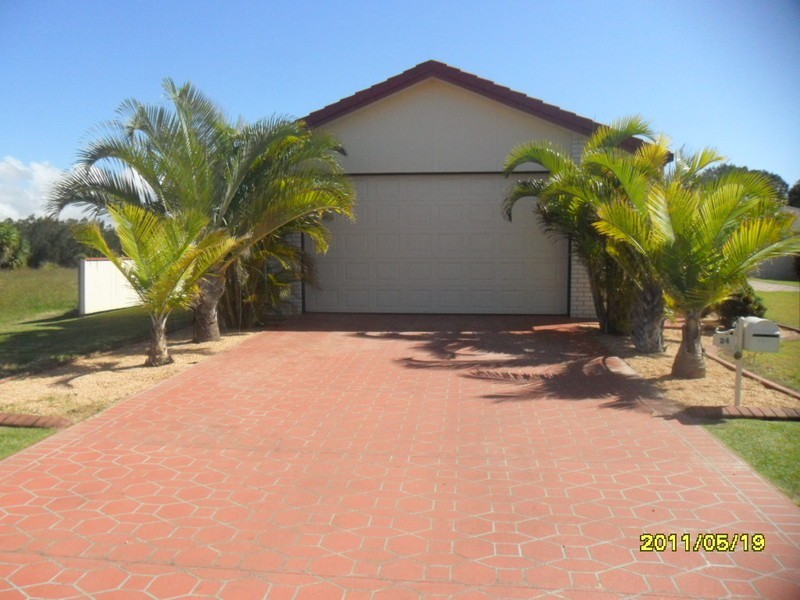 24 Bisdee Street, Coral Cove QLD 4670