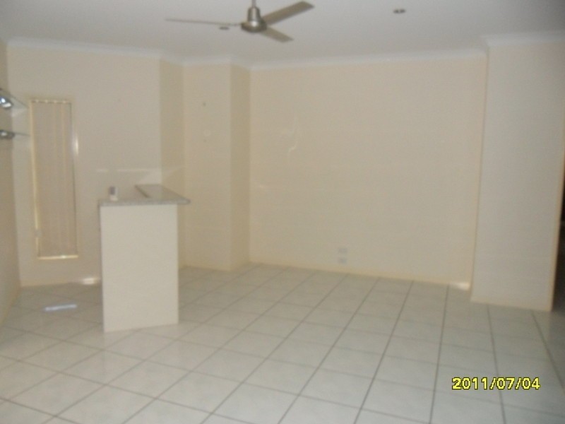 24 Bisdee Street, Coral Cove QLD 4670