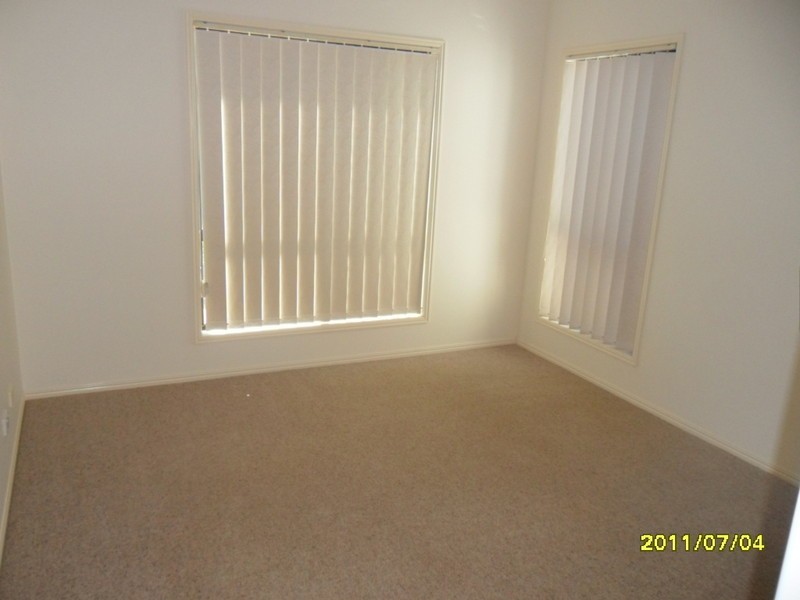 24 Bisdee Street, Coral Cove QLD 4670