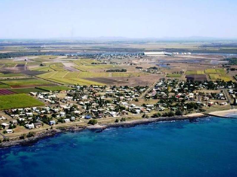 33 Zunker street, Burnett Heads QLD 4670