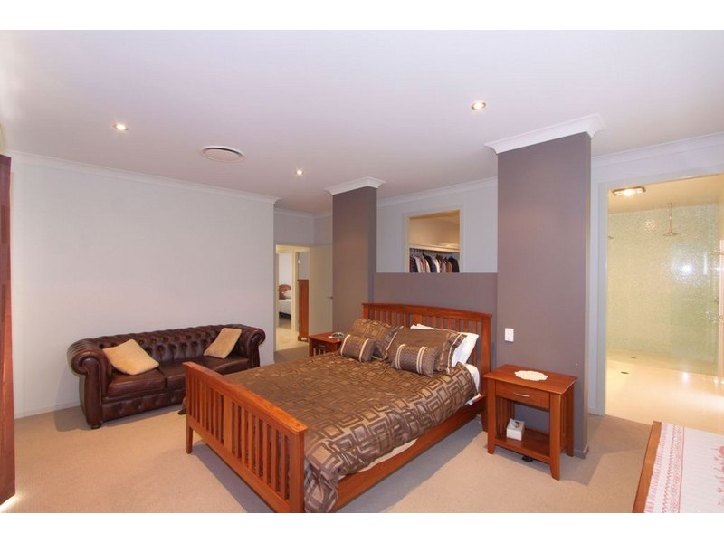 4 Parkside Parade, Bargara QLD 4670