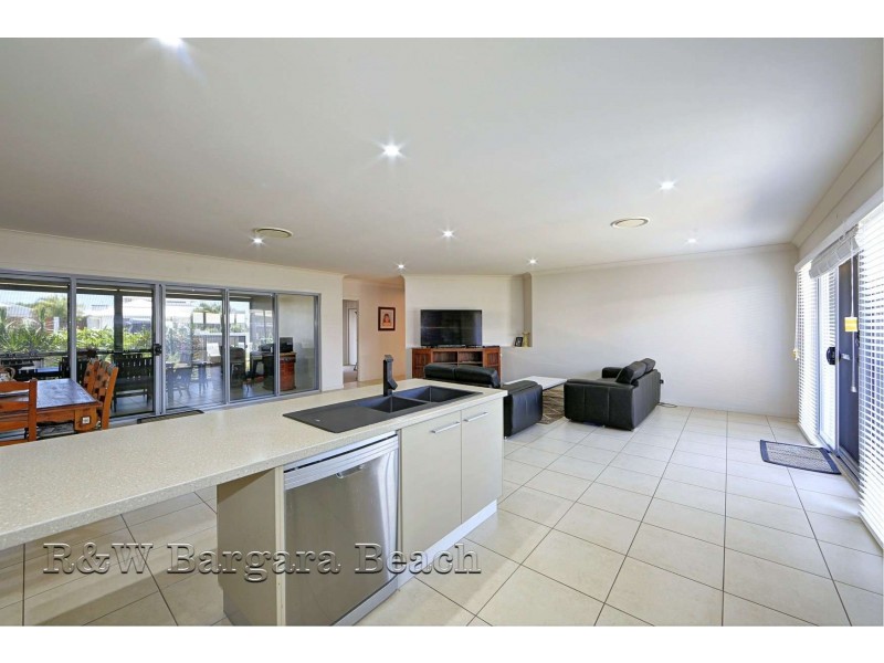2 Parkside Parade, Bargara QLD 4670