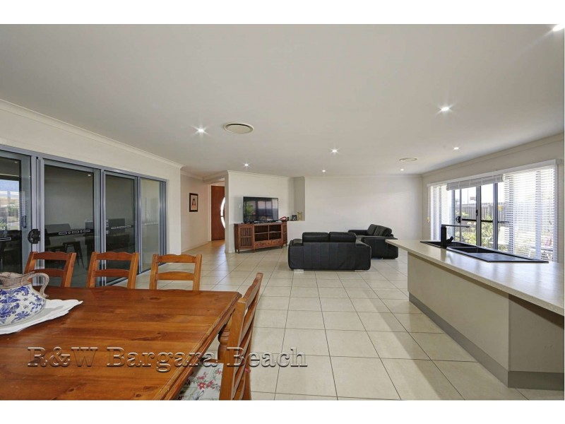 2 Parkside Parade, Bargara QLD 4670