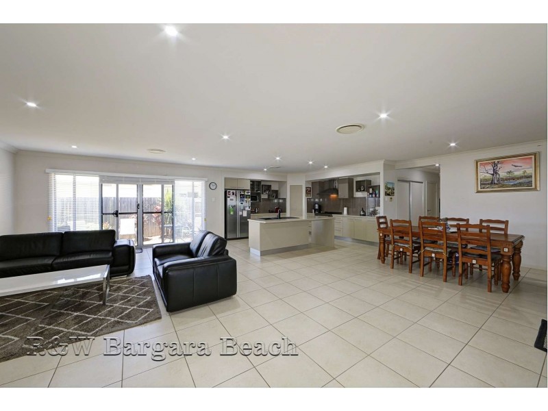 2 Parkside Parade, Bargara QLD 4670