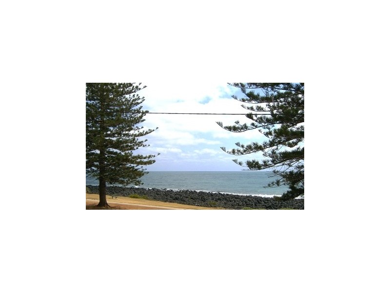 Unit 3 81 Esplanade, Bargara QLD 4670