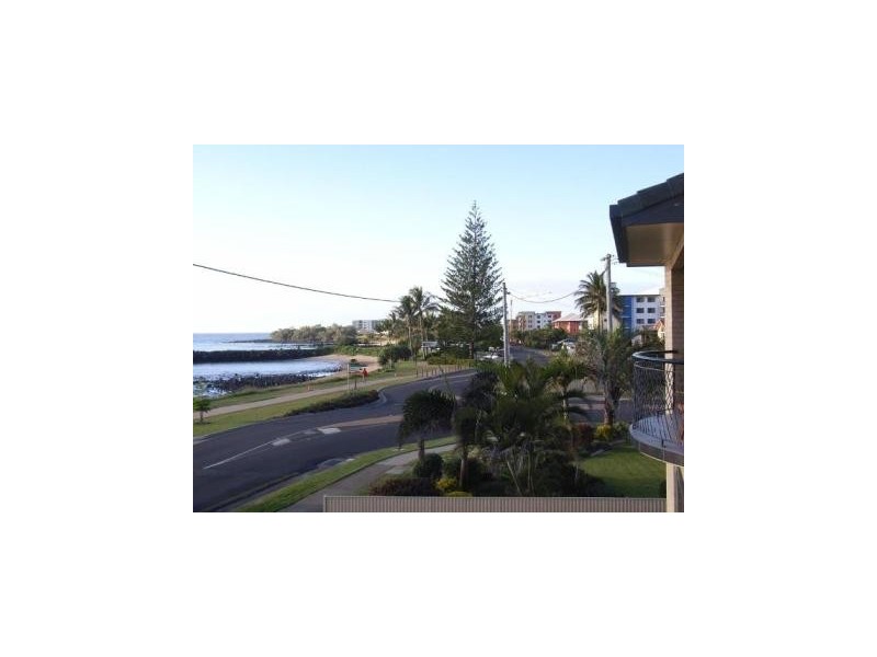 Unit 3 81 Esplanade, Bargara QLD 4670