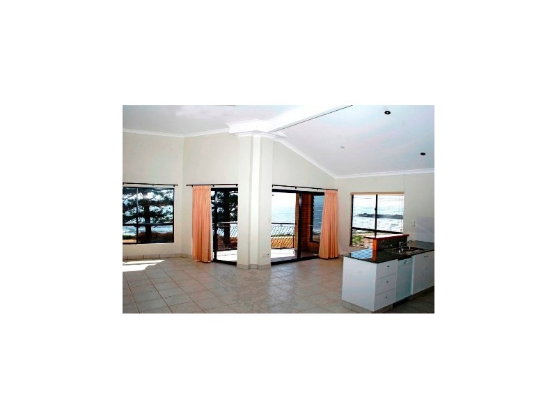 Unit 3 81 Esplanade, Bargara QLD 4670