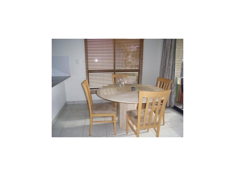 Unit 3 81 Esplanade, Bargara QLD 4670