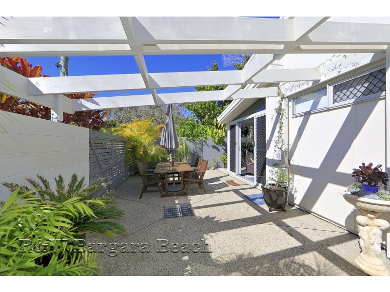 1/13 Holland Street, Bargara QLD 4670