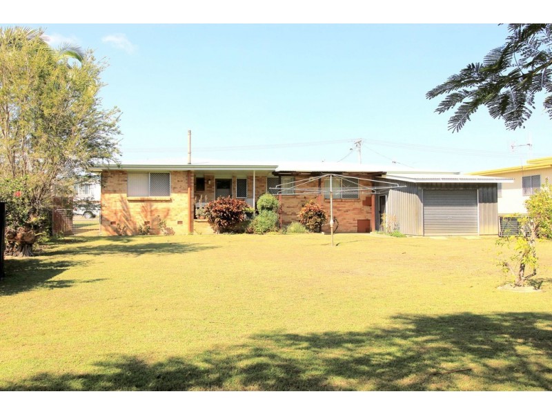 11 Wilson Street, Kepnock QLD 4670