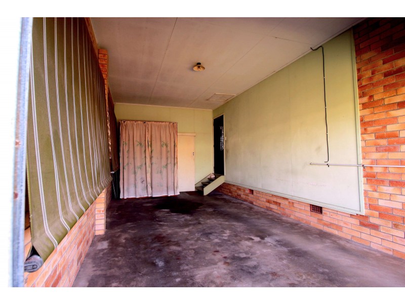 11 Wilson Street, Kepnock QLD 4670