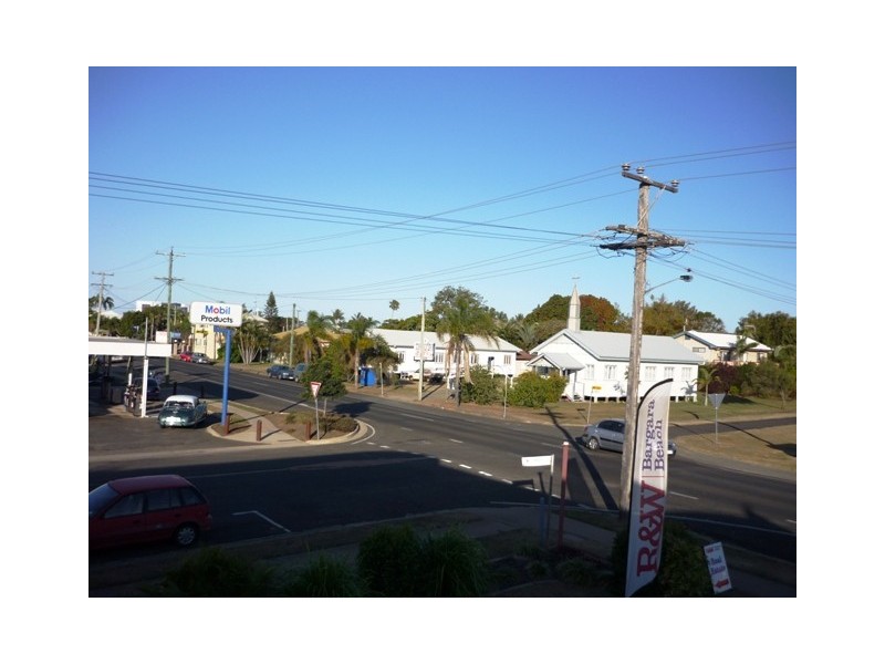 Unit 1 Coral Coast Plaza, 20 Bauer St, Bargara QLD 4670
