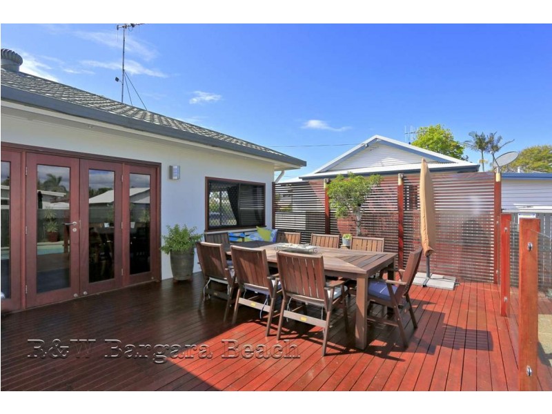 25 Holland Street, Bargara QLD 4670