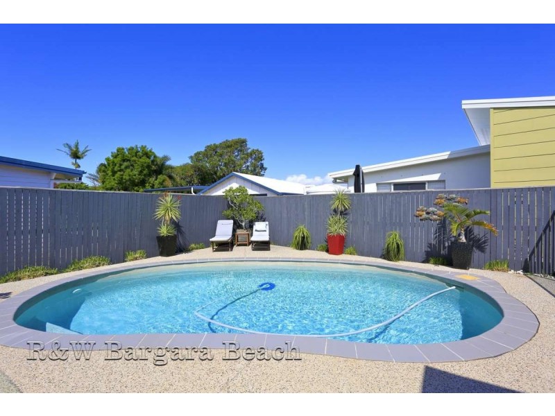 25 Holland Street, Bargara QLD 4670