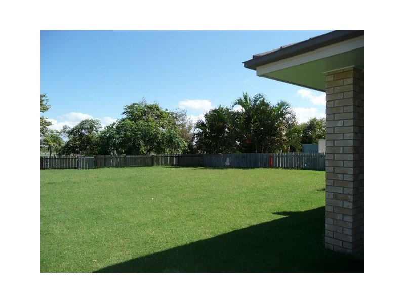 210 BAROLIN ESPLANADE, Coral Cove QLD 4670