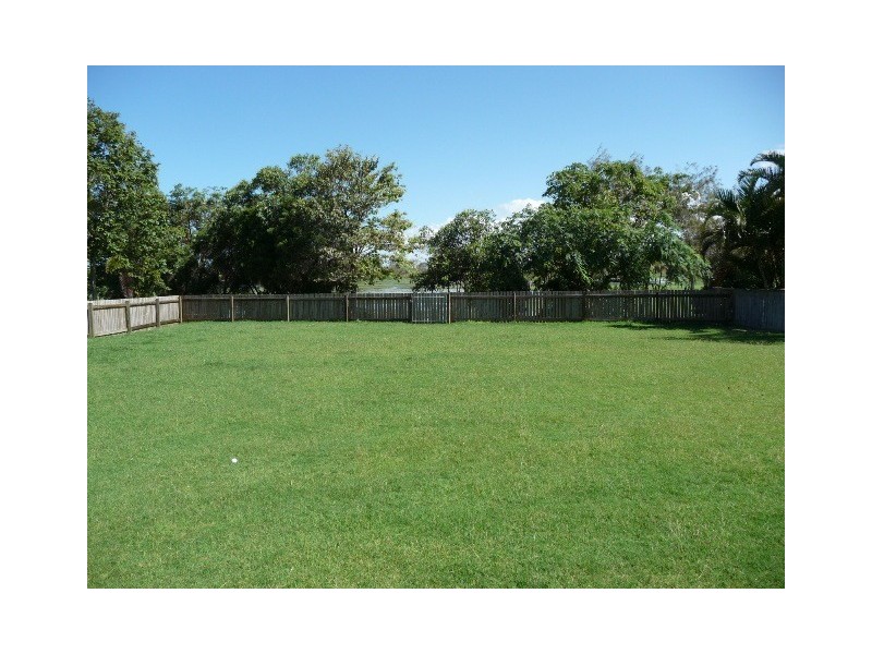 210 BAROLIN ESPLANADE, Coral Cove QLD 4670