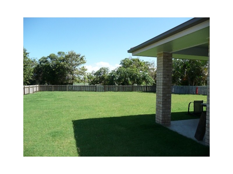 210 BAROLIN ESPLANADE, Coral Cove QLD 4670