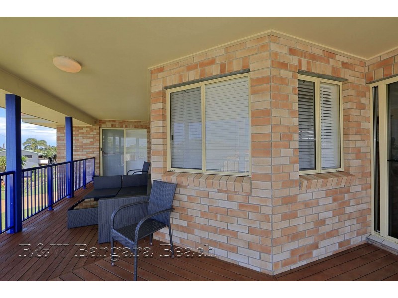 16 Gozo Court, Elliott Heads QLD 4670