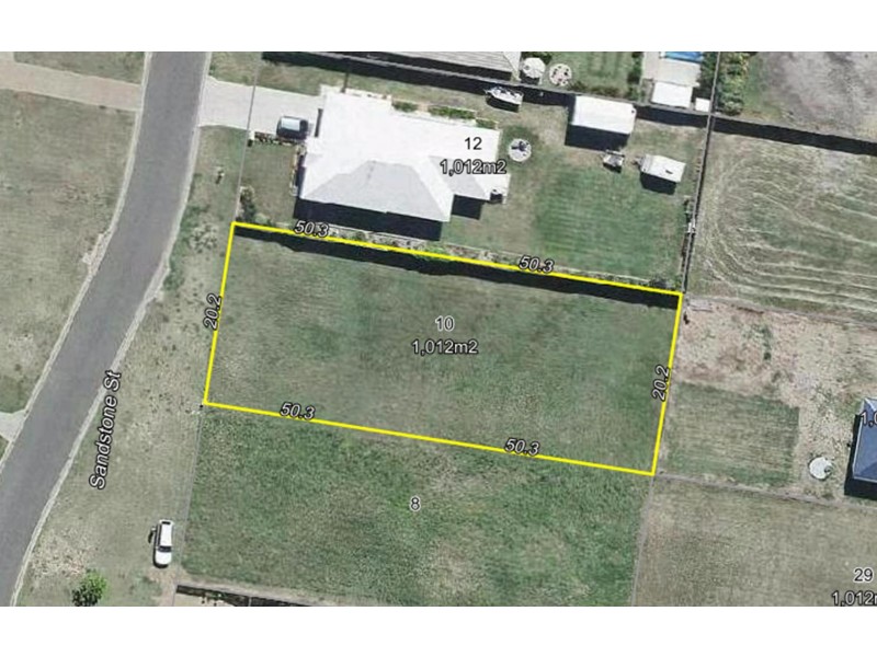 10 Sandstone Street, Burnett Heads QLD 4670