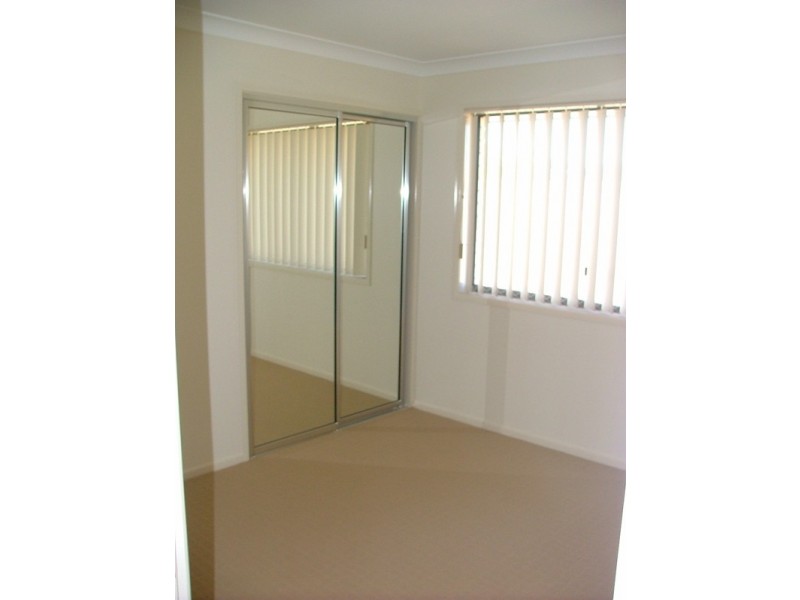 16 Back Hill Drive, Coral Cove QLD 4670