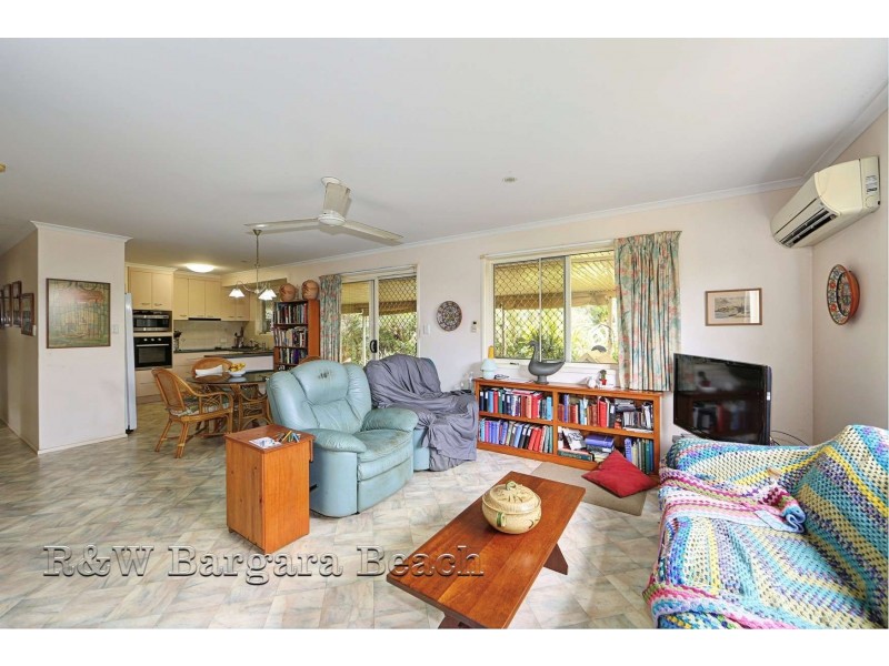 9 Moore Street, Burnett Heads QLD 4670