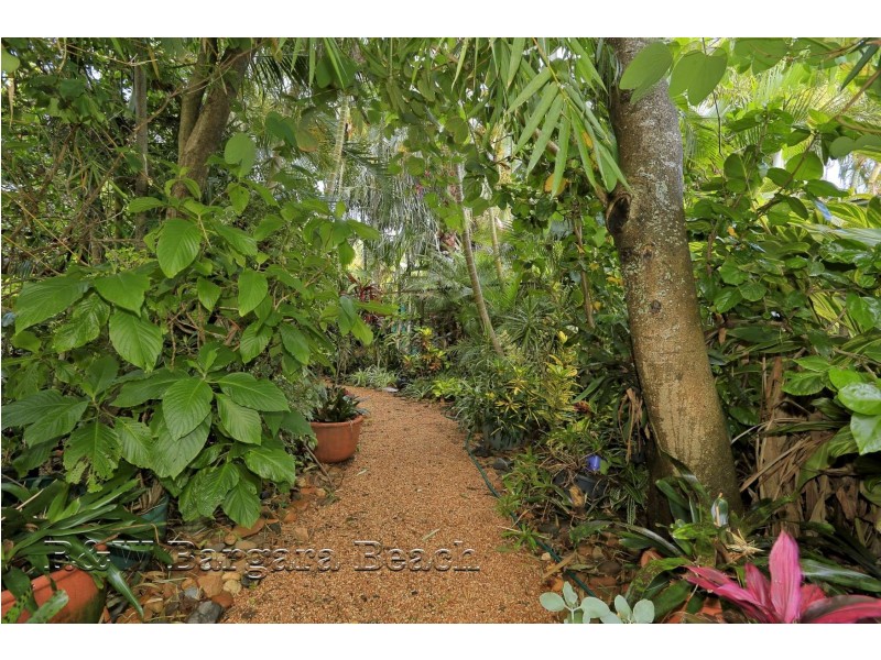 9 Moore Street, Burnett Heads QLD 4670