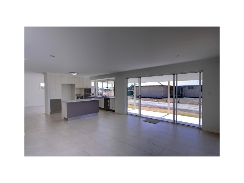 Innes Park QLD 4670