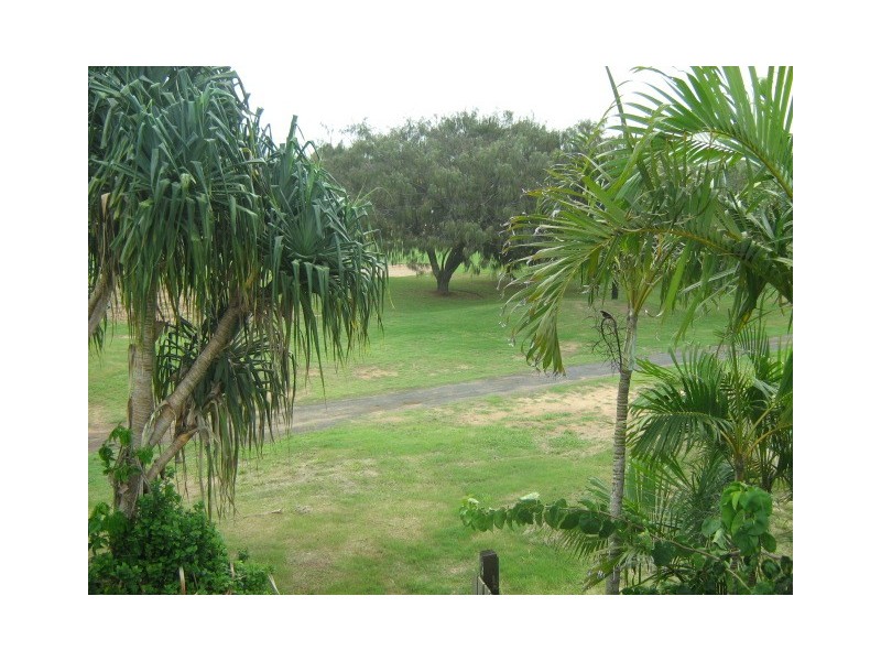 4/5 Miller St, Bargara QLD 4670