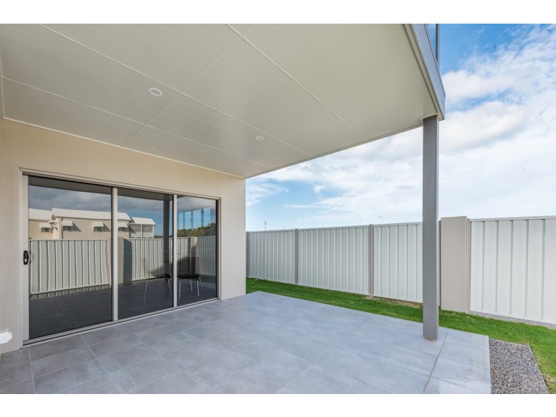 1 Greenview Drive, Bargara QLD 4670