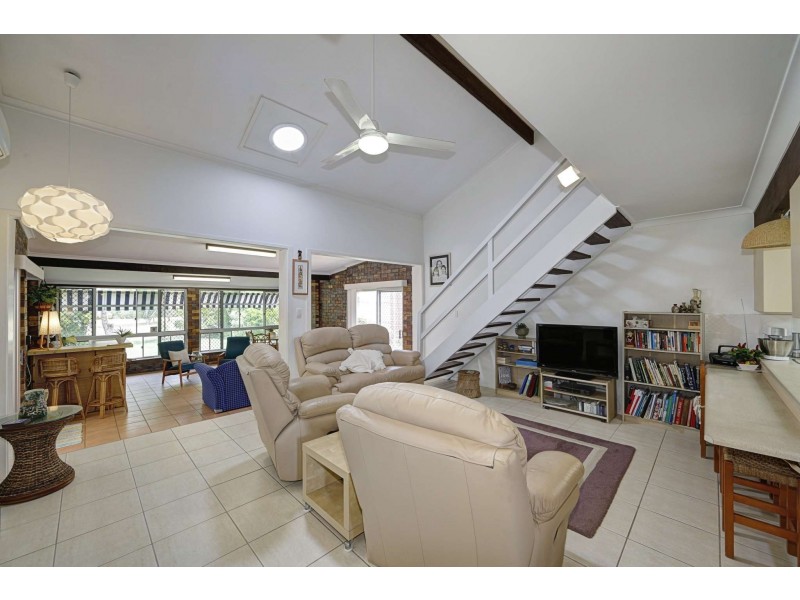 17 Miller Street, Bargara QLD 4670