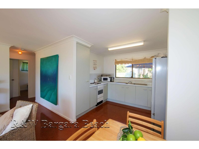 3 Crystal Court, Elliott Heads QLD 4670