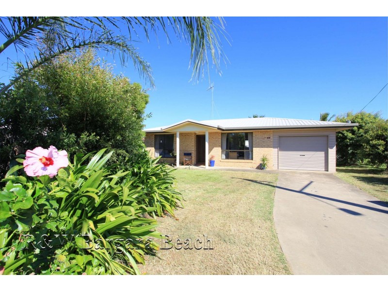 3 Crystal Court, Elliott Heads QLD 4670