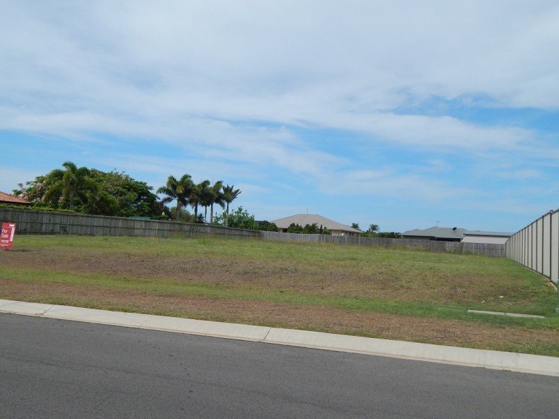 6 Coral Cove Drive, Coral Cove QLD 4670