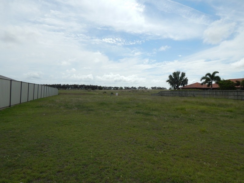 6 Coral Cove Drive, Coral Cove QLD 4670