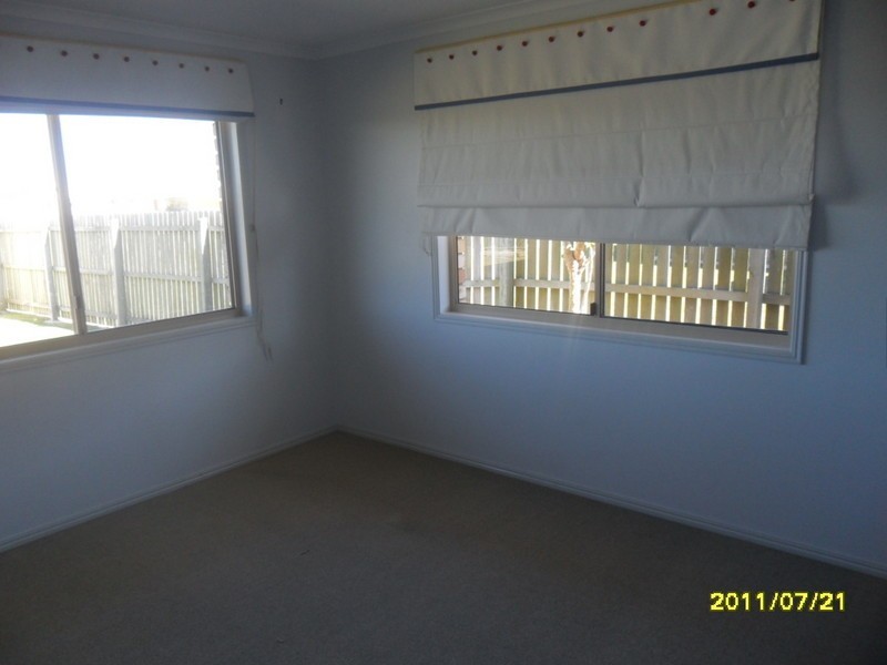 13 Peggy Drive, Coral Cove QLD 4670