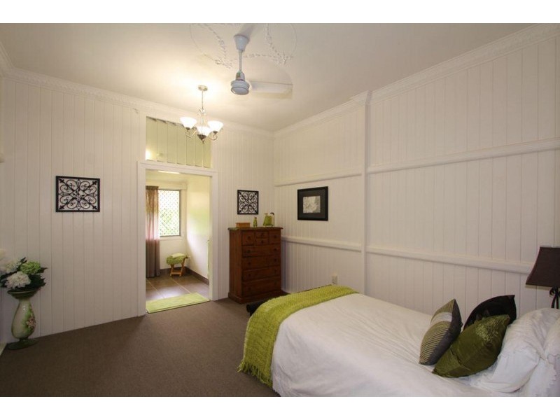 447 Bargara Road, Qunaba QLD 4670
