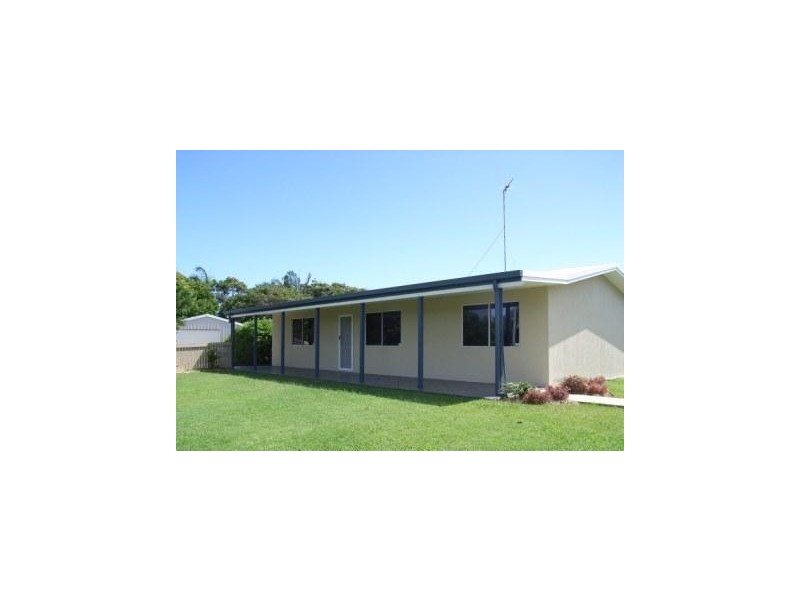 10 McKenzie Street, Burnett Heads QLD 4670