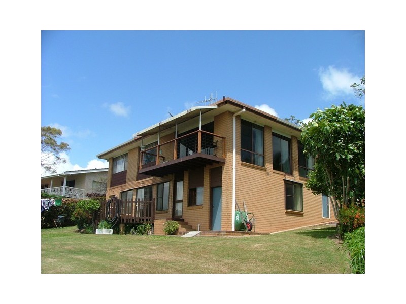 10 Heathwood Crescent, Qunaba QLD 4670