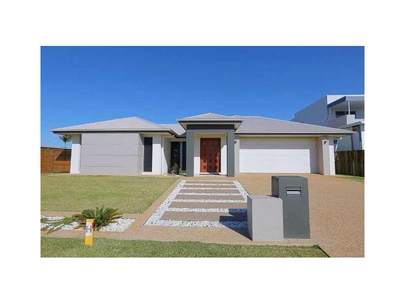 16 Panoramic Way, Bargara QLD 4670