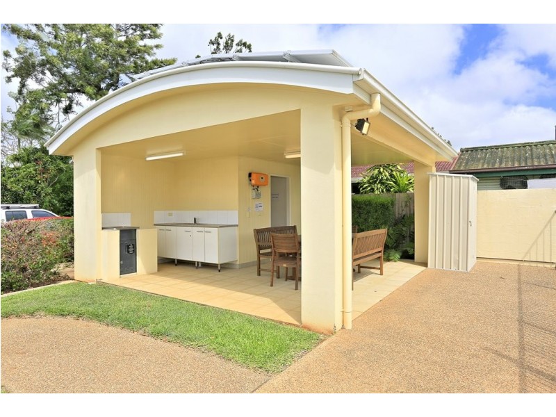 6/179a Bargara Road, Kalkie QLD 4670